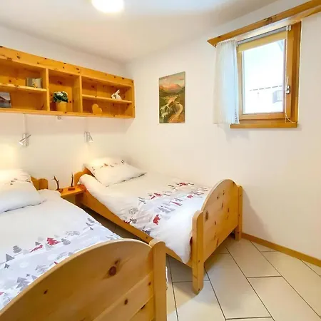 Curtins18 Apartman